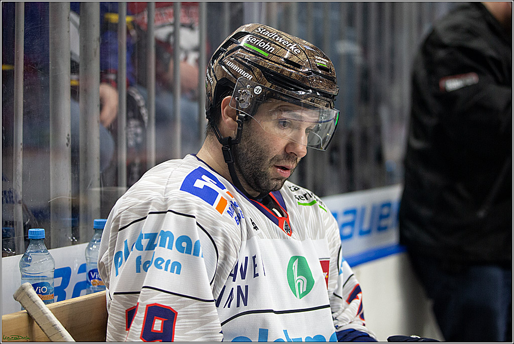 PENNY DEL;  Koelner Haie - Iserlohn Roosters; Koeln, 20.02.2022